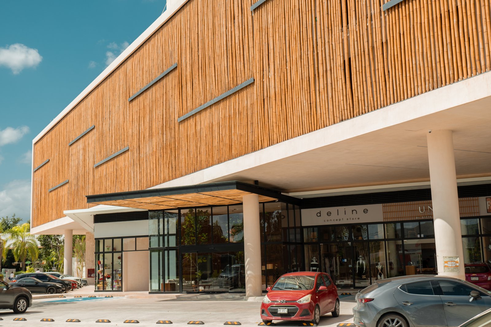 Vista Exterior Principal Hive Cancún